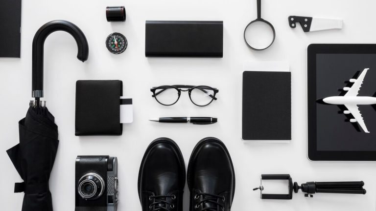 The Ultimate Guide to Essential Travel Accessories for Every Traveler